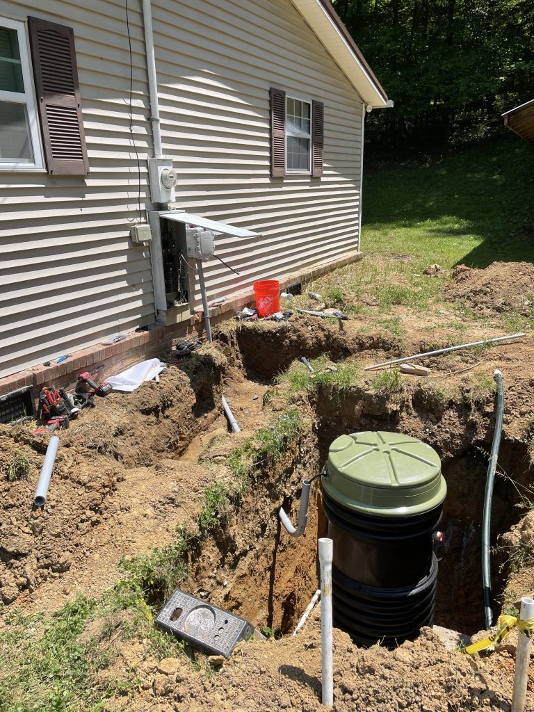 Septic alarm panel near Knoxville, TN by Kevin H. (Check-in #8208)